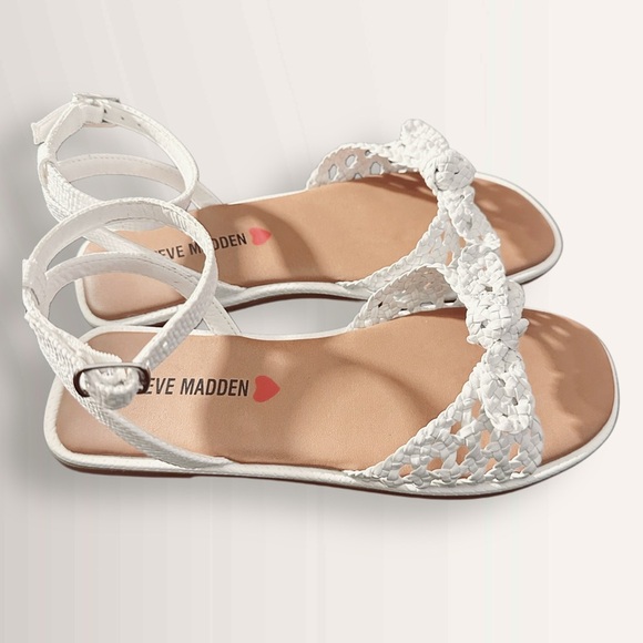 NEW Steve Madden Girl’s Open Toe/Back Raffia Sandals White Size 1 - Picture 5 of 14